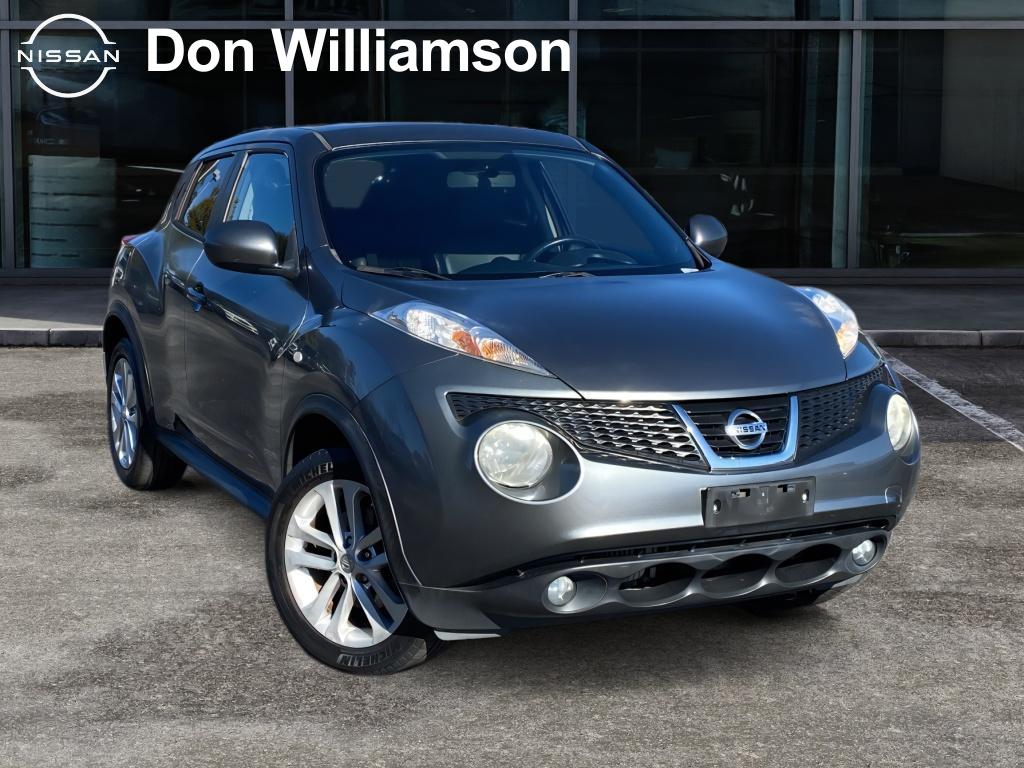 2011 Nissan JUKE SL's photo