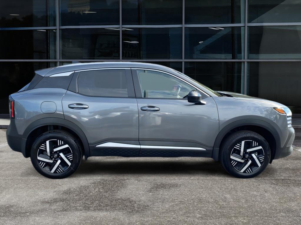 2026 Nissan Kicks SV photo 3
