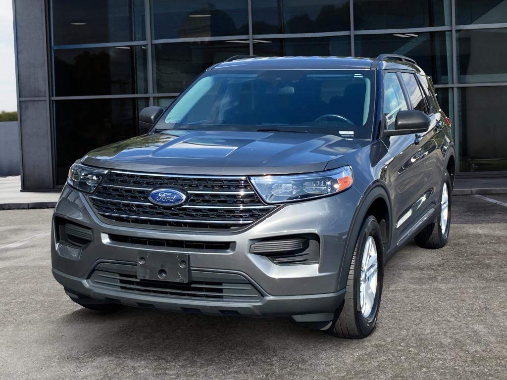 2022 Ford Explorer XLT photo 3