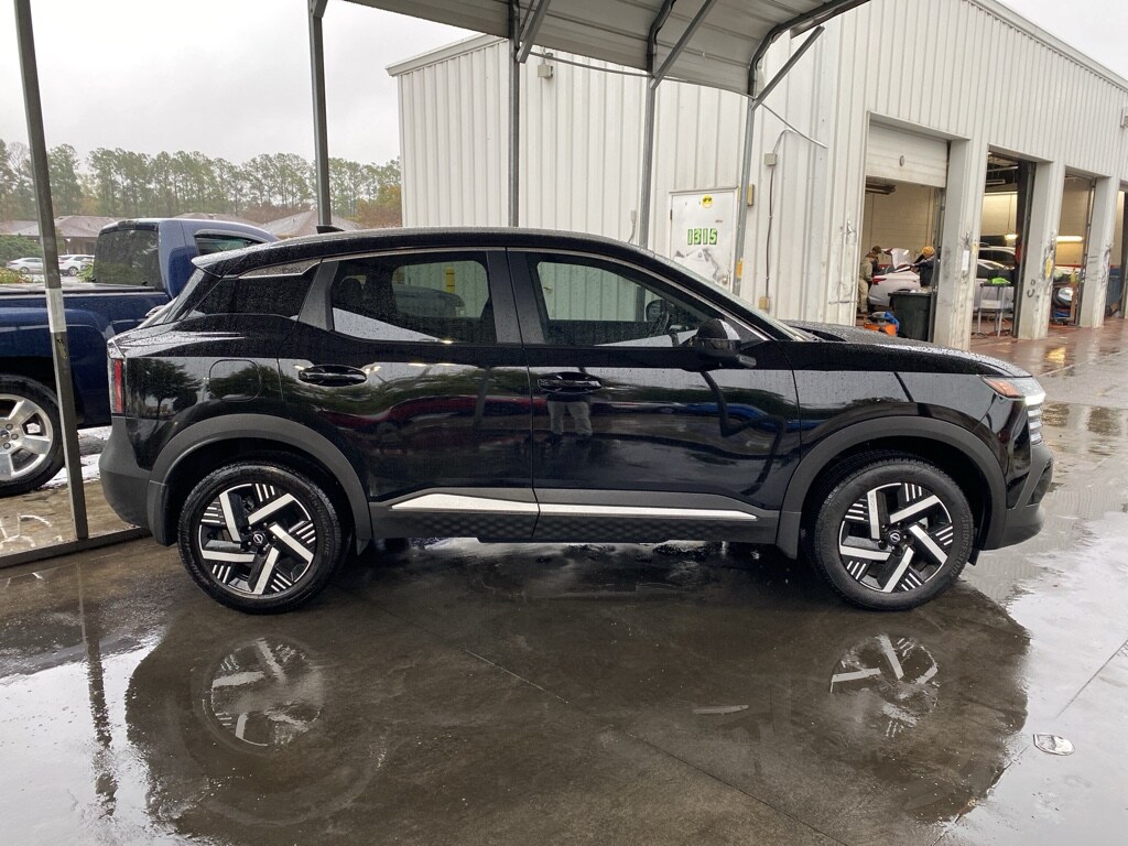 Certified 2025 Nissan Kicks SV SUV