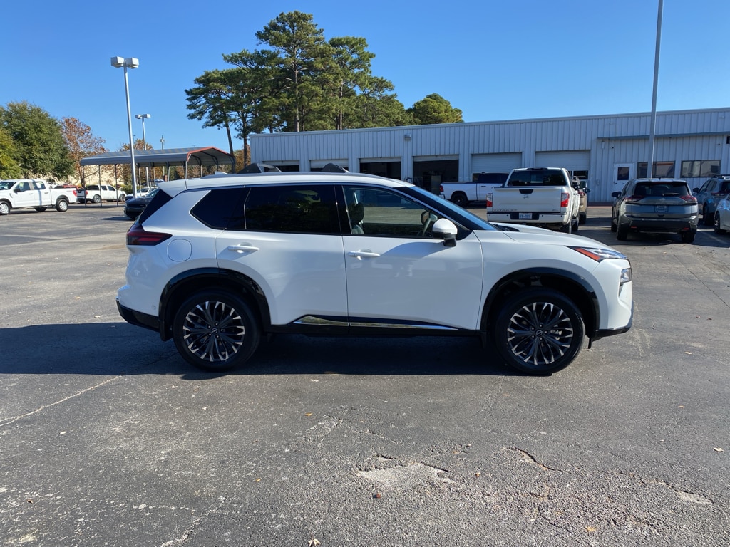 New 2026 Nissan Rogue Platinum SUV