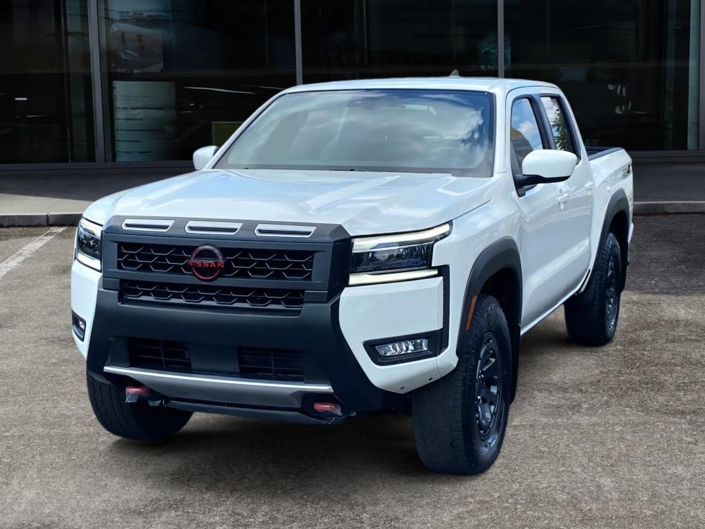 2025 Nissan Frontier PRO-4X Crew Cab photo 3