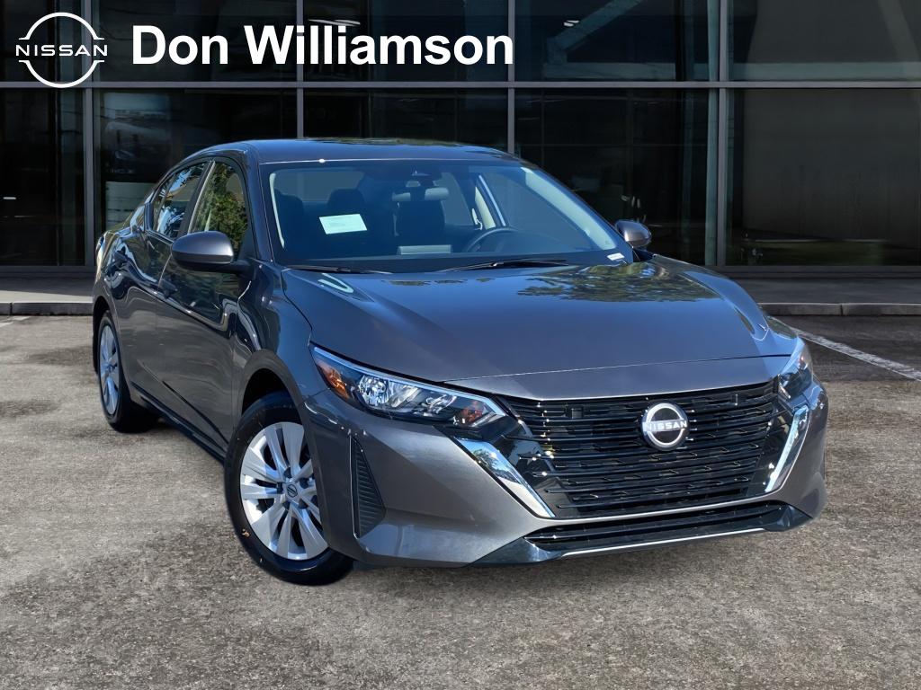 2025 Nissan Sentra S's photo