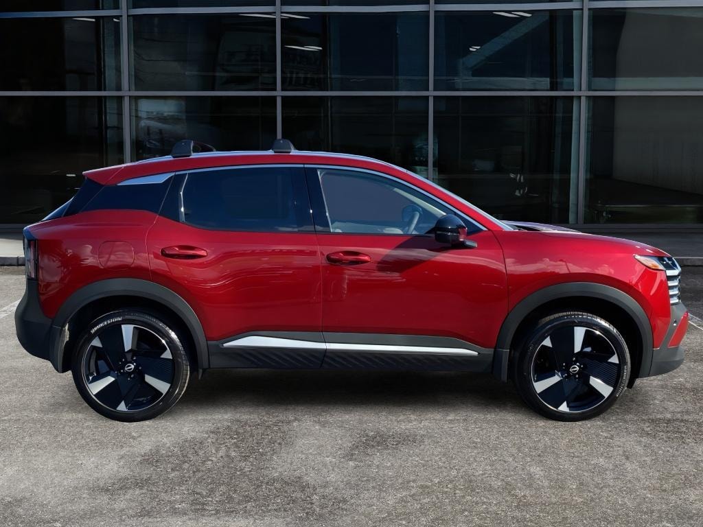 New 2026 Nissan Kicks SR SUV