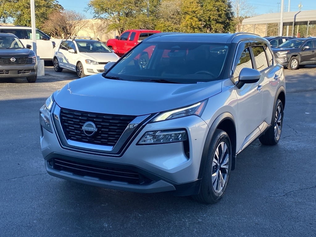 Used 2023 Nissan Rogue SV Sport Utility