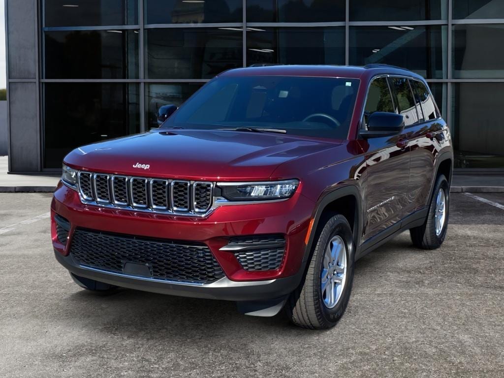 Certified 2024 Jeep Grand Cherokee Laredo Sport Utility