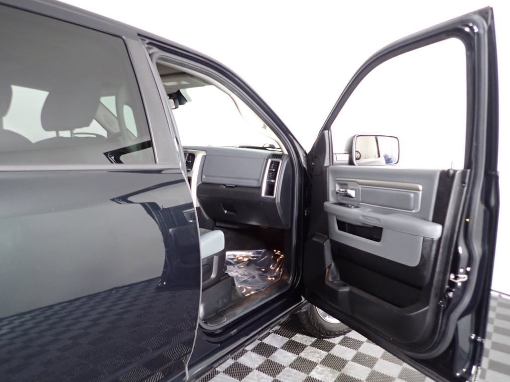 2015 RAM Ram 1500 Pickup SLT - Photo 34