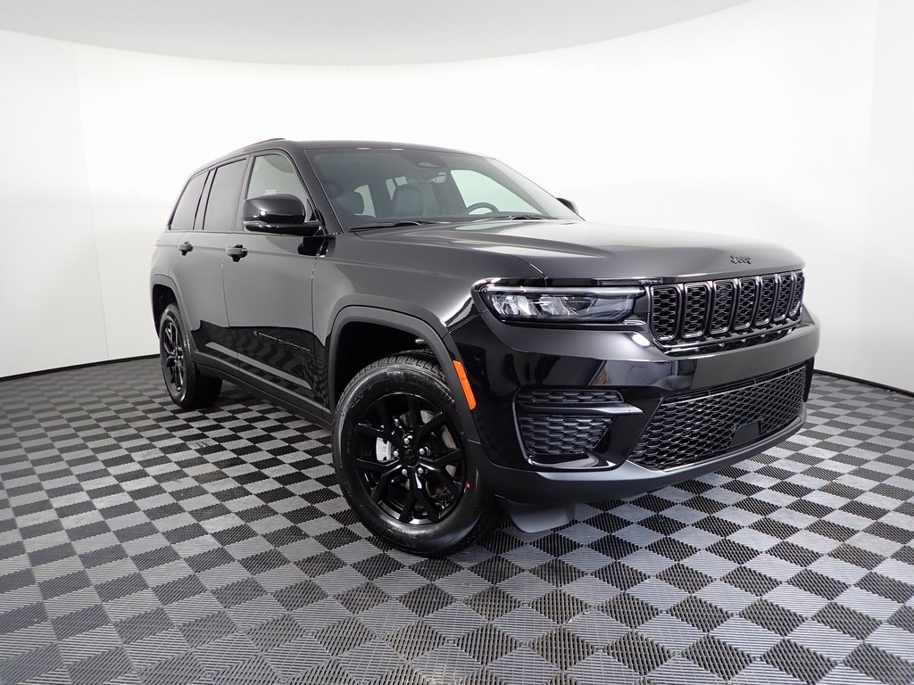 2025 Jeep Grand Cherokee Altitude X photo 3