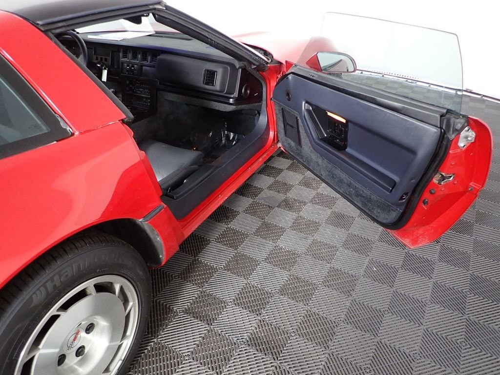 1986 Chevrolet Corvette - Photo 25