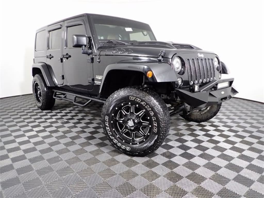 Used 2014 Jeep Wrangler Unlimited Sahara 4WD  Sahara