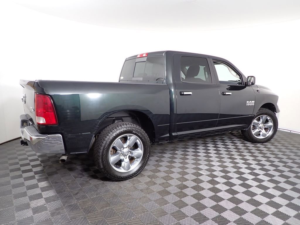 2015 RAM Ram 1500 Pickup SLT - Photo 17