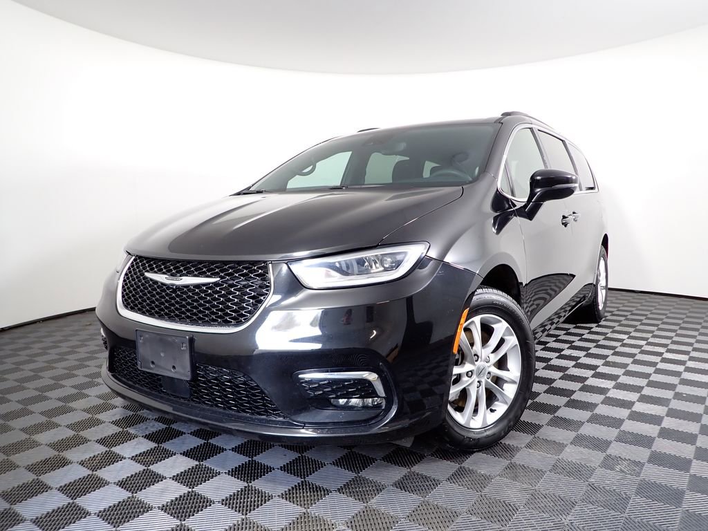 Used 2022 Chrysler Pacifica Touring with VIN 2C4RC3FG0NR164981 for sale in Rockbridge, OH