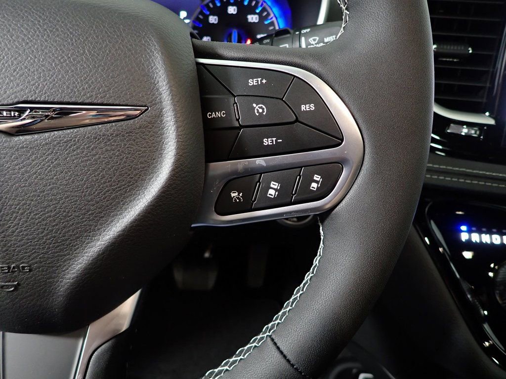2026 Chrysler Pacifica Select - Photo 26