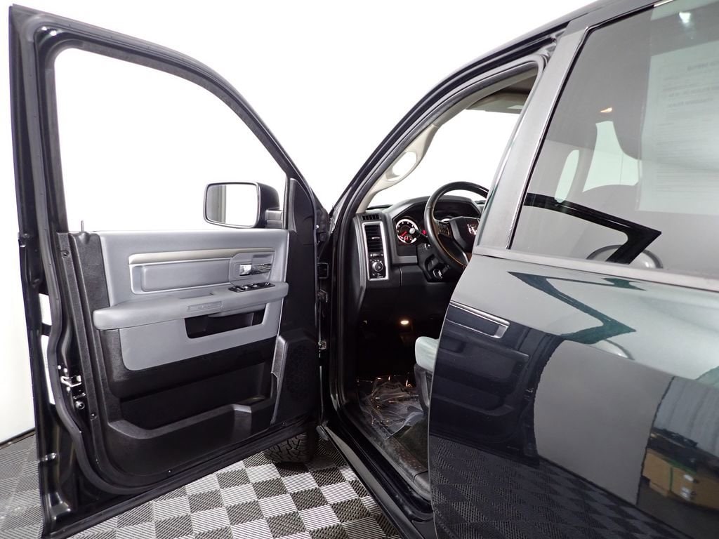 2015 RAM Ram 1500 Pickup SLT - Photo 18