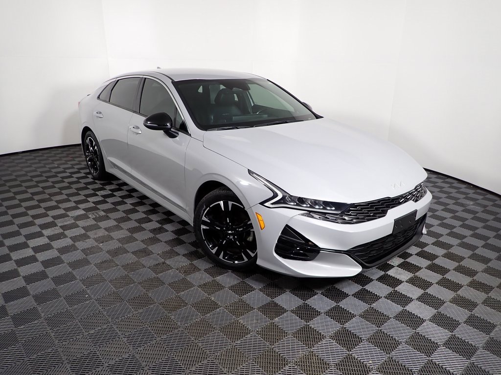 2022 Kia K5 GT-Line photo 4