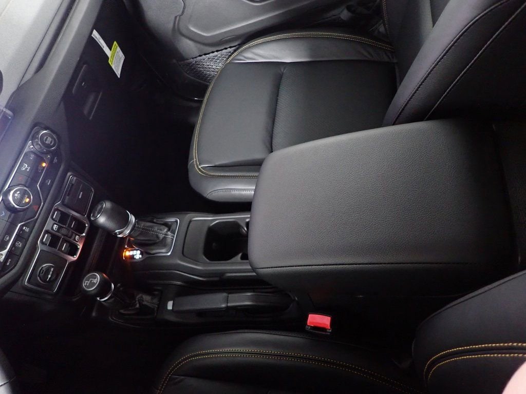 2025 Jeep Wrangler 4-Door Sport S - Photo 26