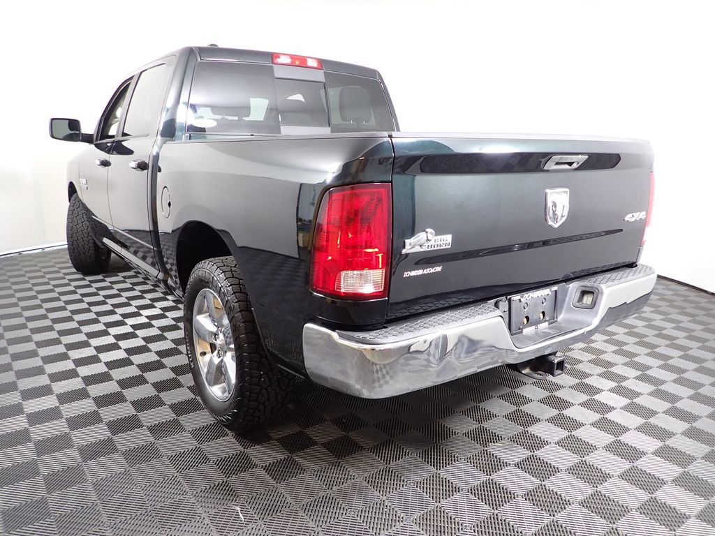 2015 RAM Ram 1500 Pickup SLT - Photo 12