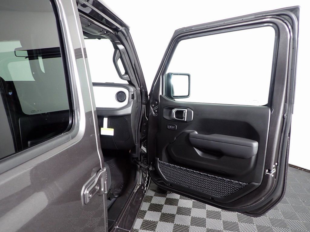 2025 Jeep Wrangler 4-Door Sport S - Photo 31