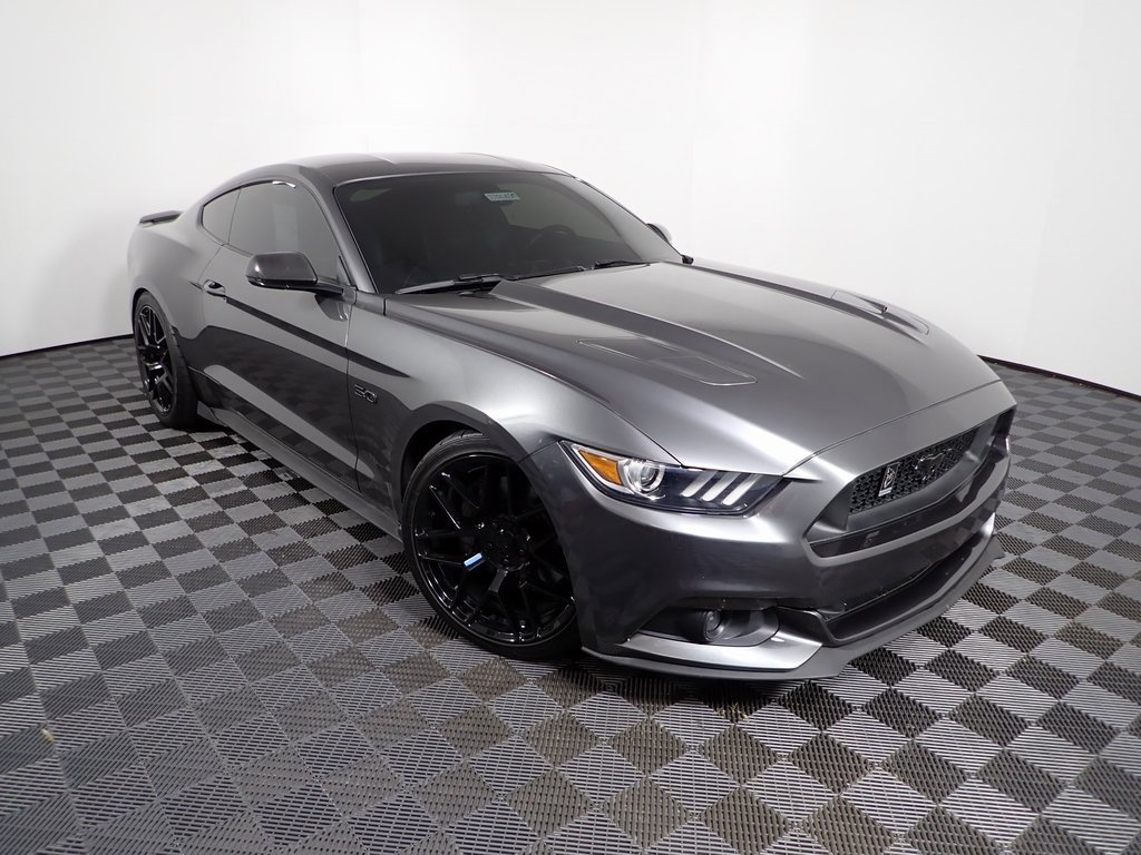 2015 Ford Mustang GT Premium photo 3
