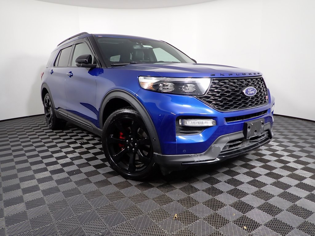 2020 Ford Explorer ST's photo