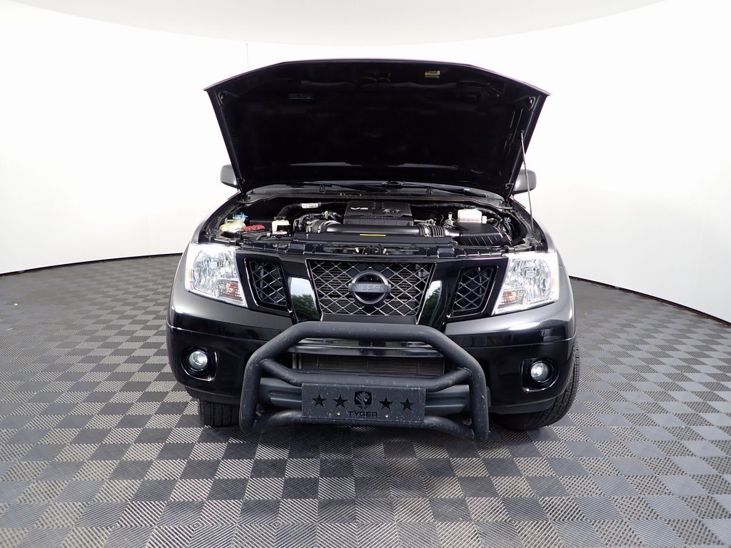 2020 Nissan Frontier Crew Cab SV photo 3