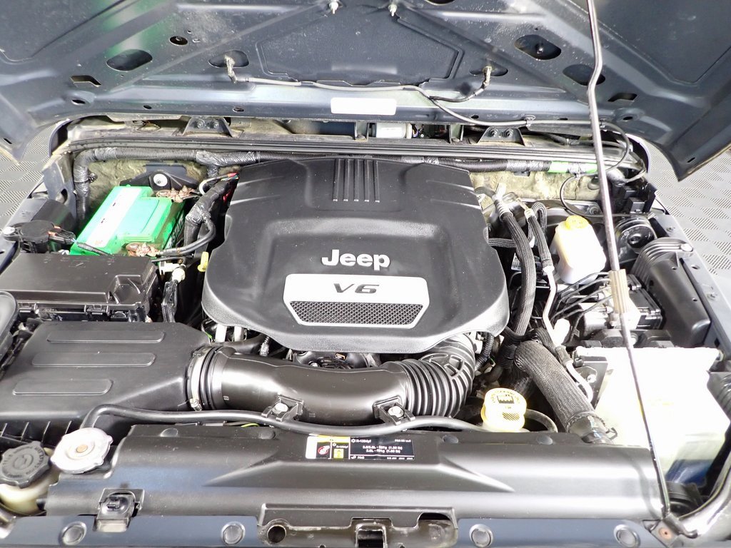 2018 Jeep Wrangler Unlimited Sport S photo 4