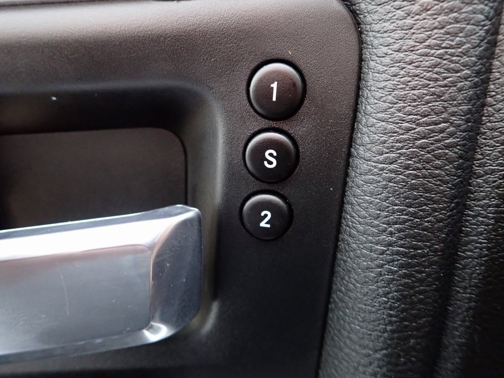 2024 Ram 3500 Laramie photo 2