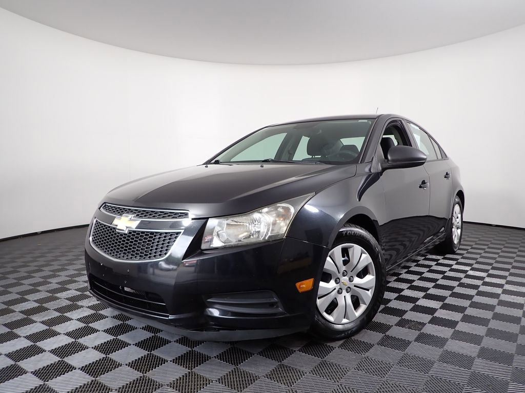 Used 2013 Chevrolet Cruze LS with VIN 1G1PB5SH7D7321323 for sale in Rockbridge, OH