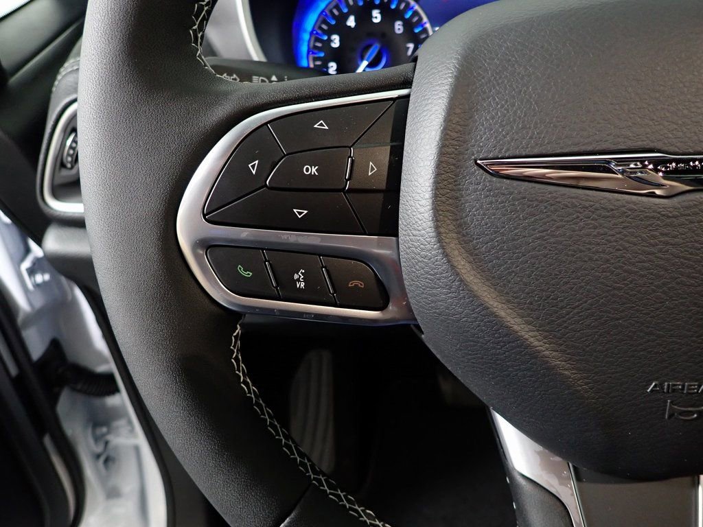 2026 Chrysler Pacifica Select - Photo 25
