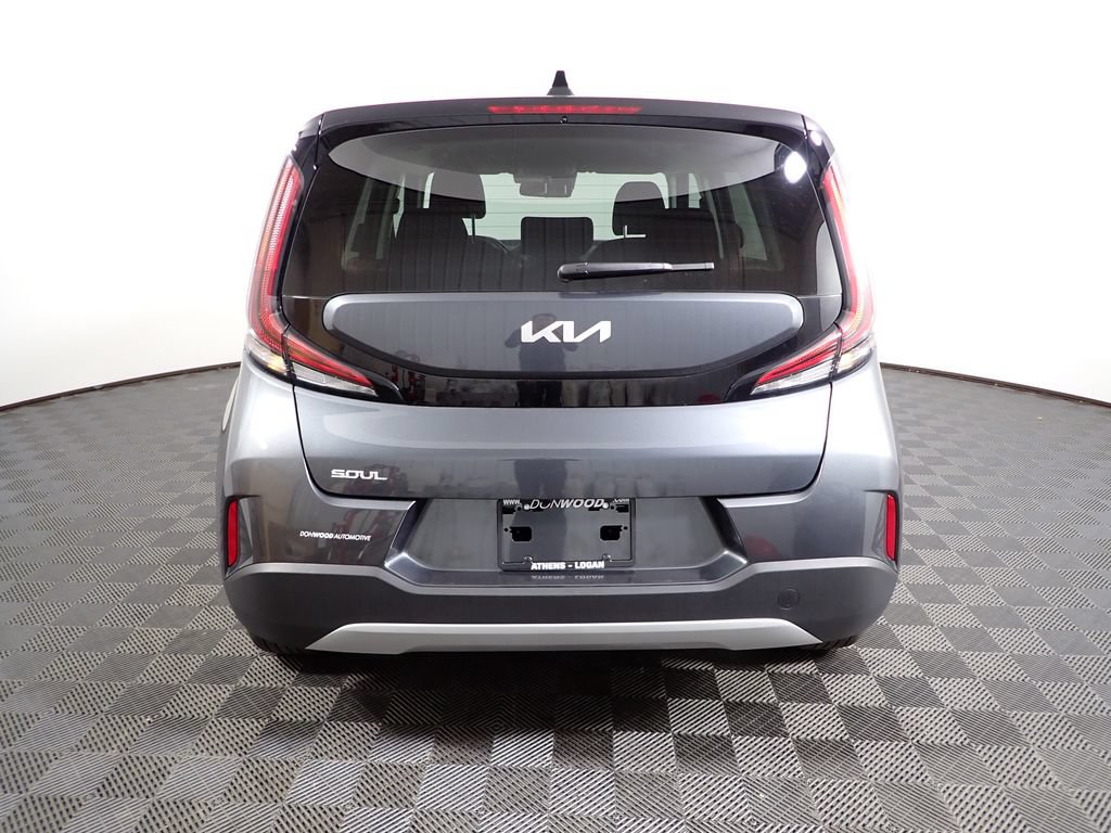 2025 Kia Soul LX - Photo 12