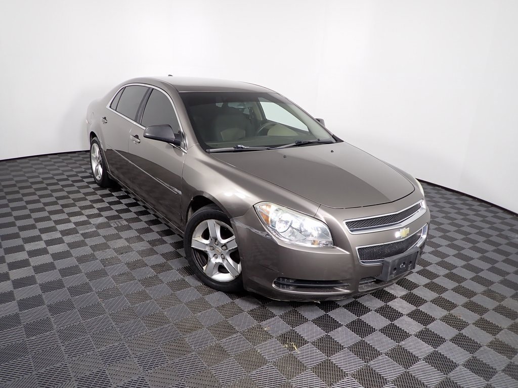 2012 Chevrolet Malibu LS photo 2