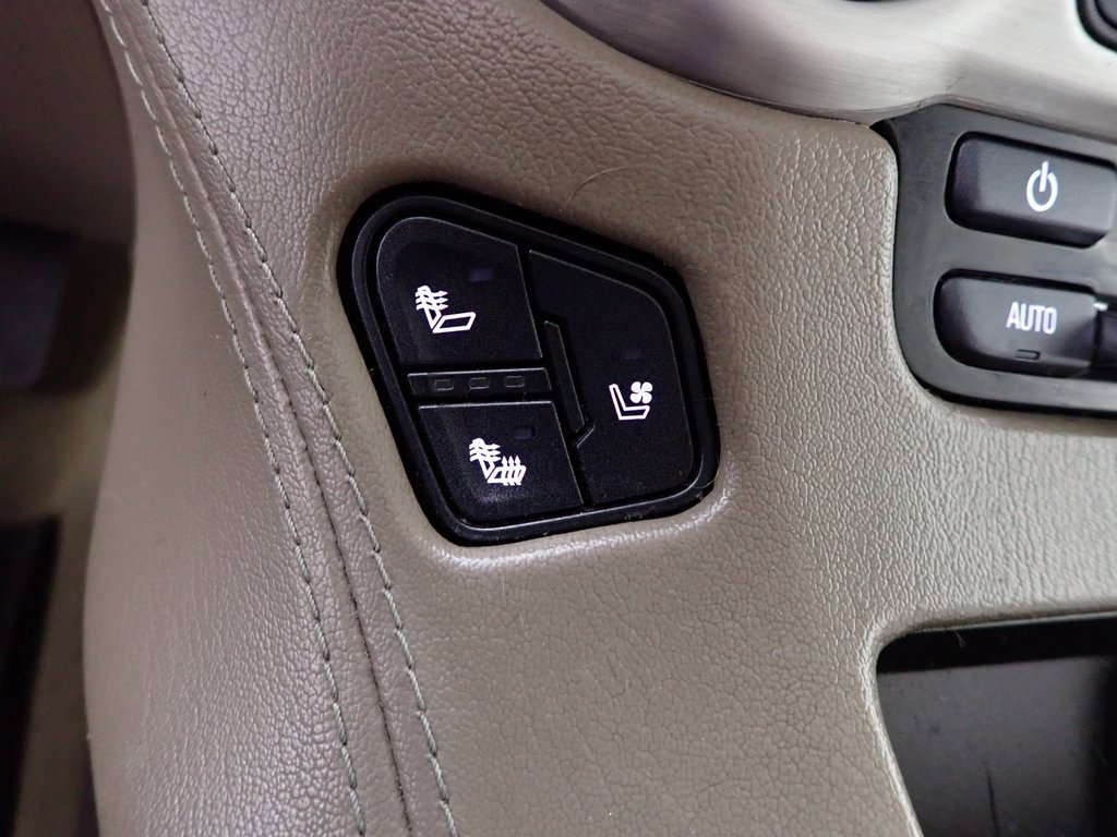 2017 Gmc Yukon SLT photo 3