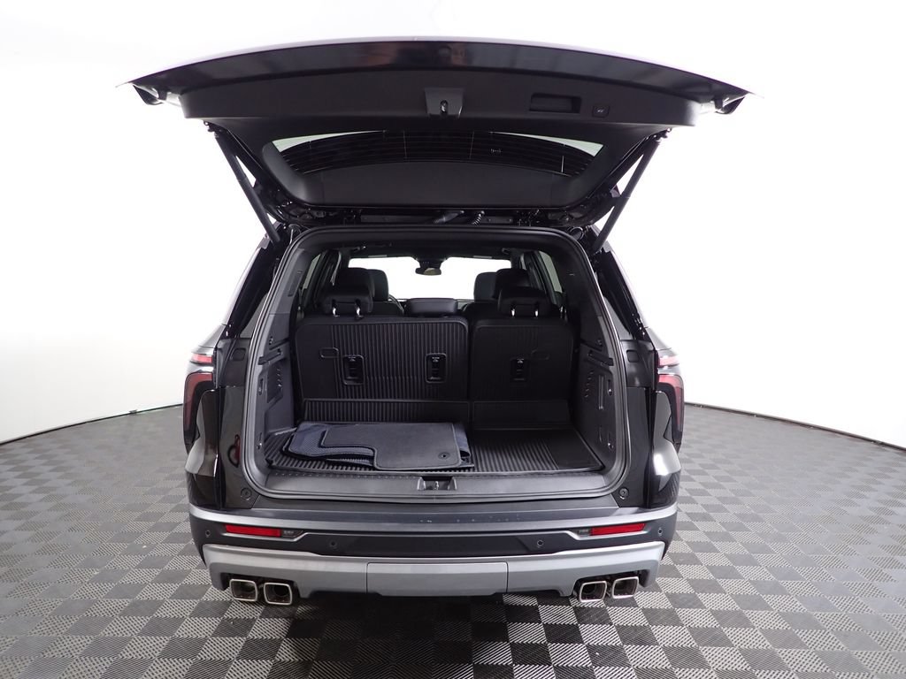 2026 Chevrolet Traverse LT - Photo 16