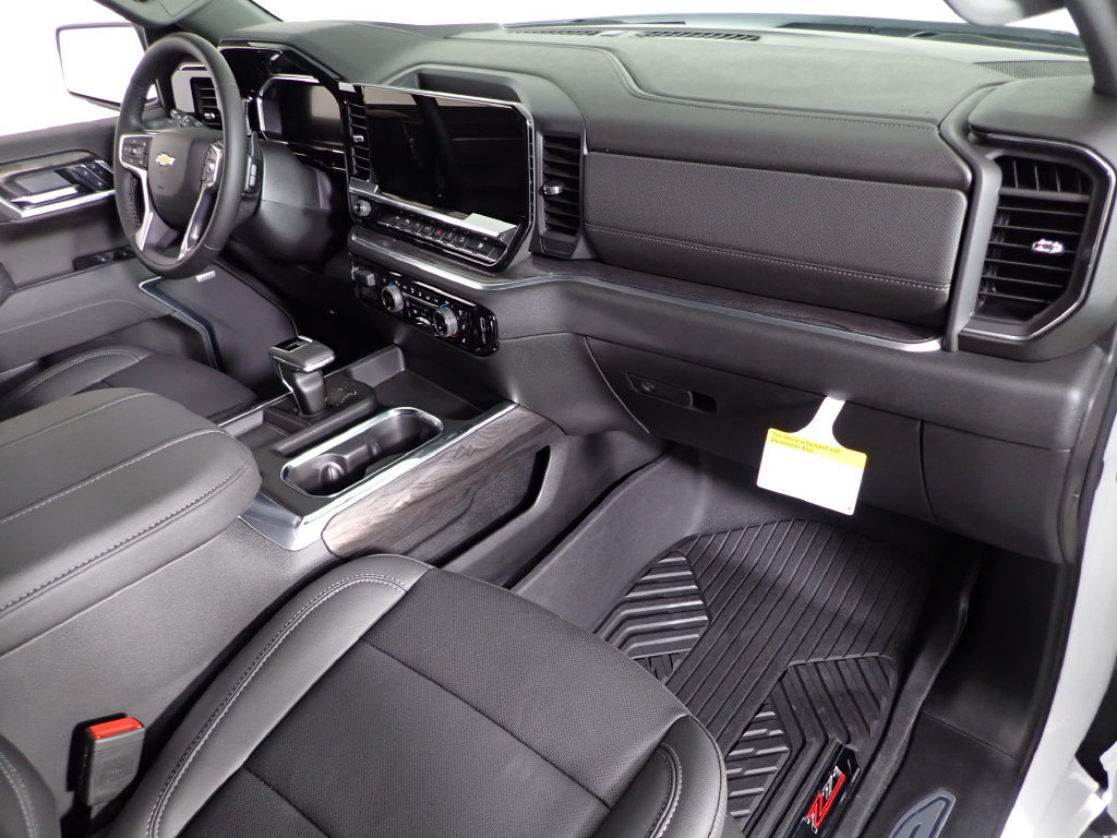 2026 Chevrolet Silverado 1500 LTZ - Photo 36