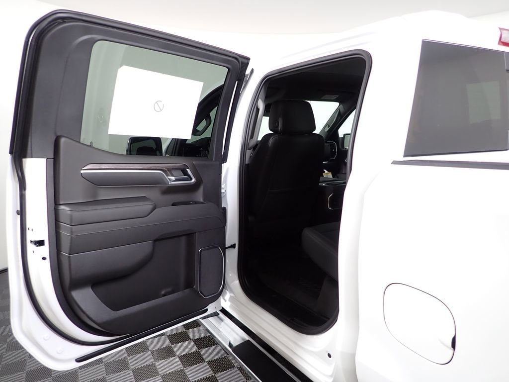 2026 Chevrolet Silverado 1500 LTZ - Photo 30