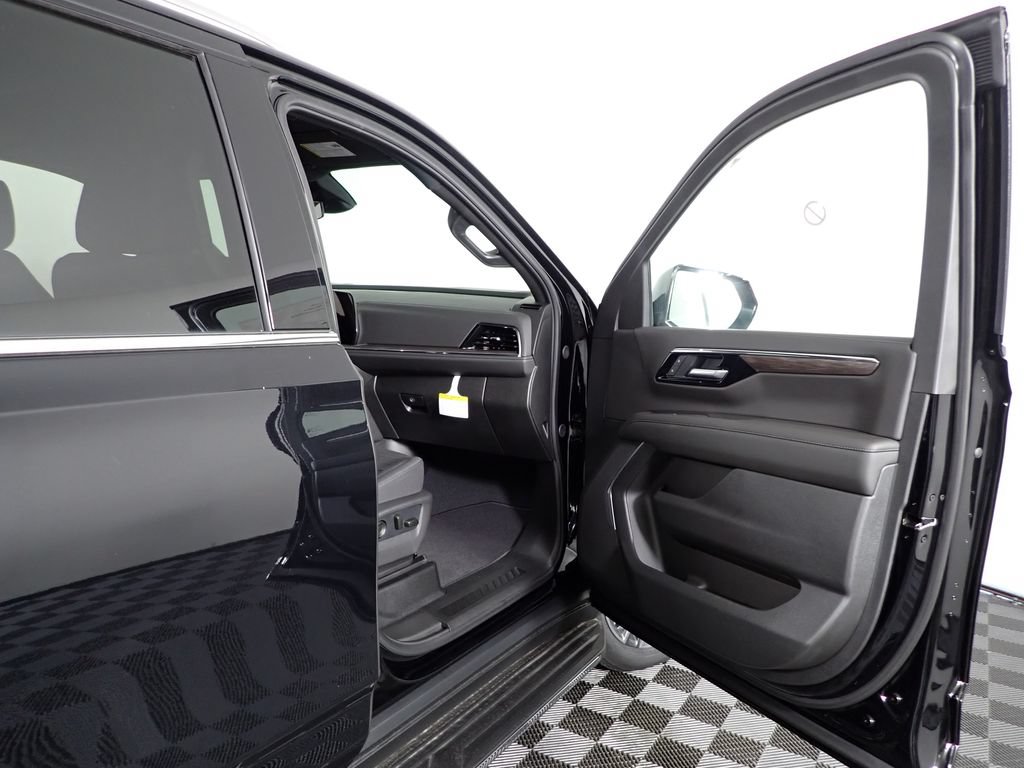 2026 Chevrolet Tahoe LS - Photo 36
