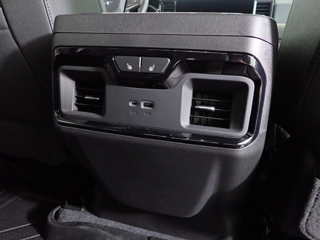 2026 Chevrolet Silverado 1500 ZR2 - Photo 40