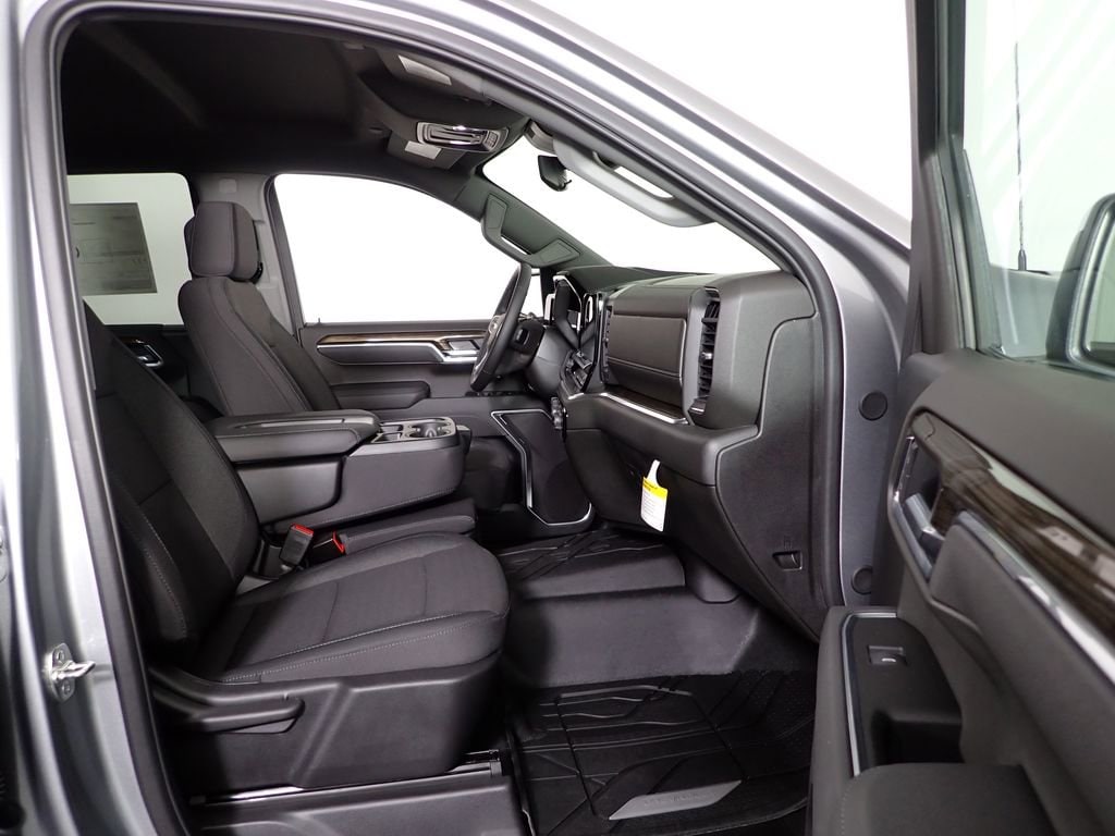 2026 Chevrolet Silverado 1500 LT - Photo 32