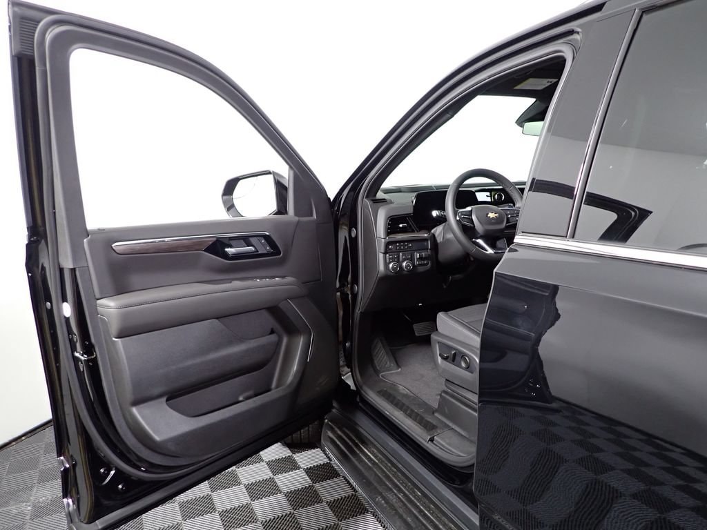 2026 Chevrolet Tahoe LS - Photo 17