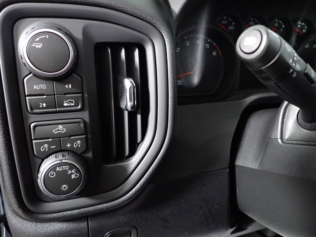 2026 Chevrolet Silverado 1500 Custom - Photo 21