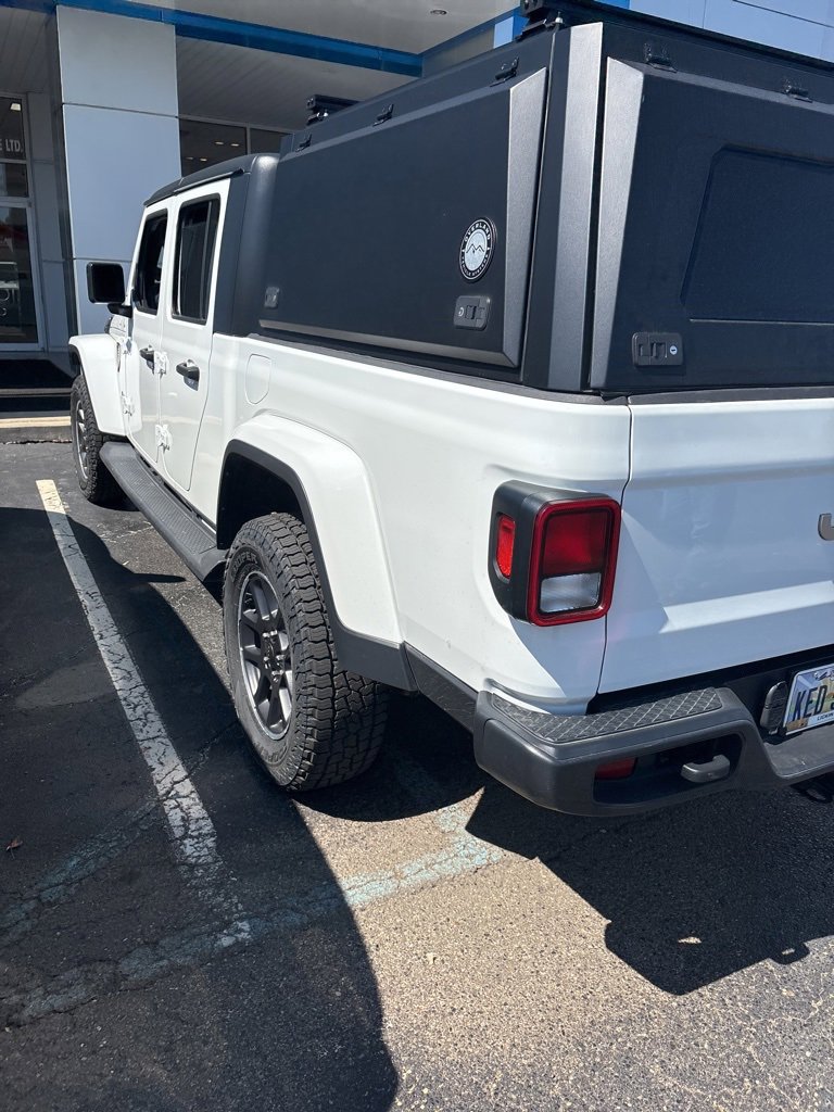 2020 Jeep Gladiator Overland photo 4