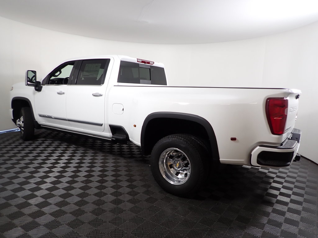 2026 Chevrolet Silverado 3500 HD High Country - Photo 12