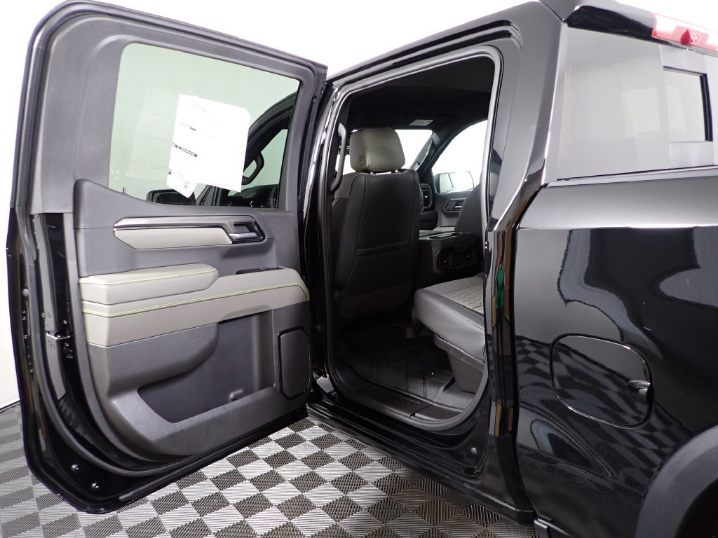 2026 Chevrolet Silverado 1500 ZR2 - Photo 36