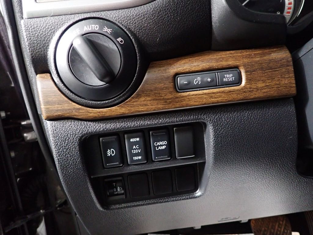 2017 Nissan Titan Platinum Reserve - Photo 26