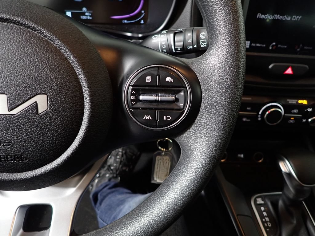 2025 Kia Soul LX - Photo 22