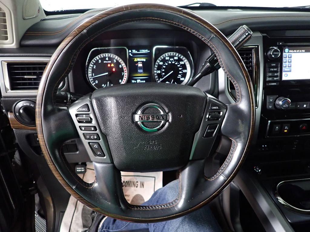 2017 Nissan Titan Platinum Reserve - Photo 28