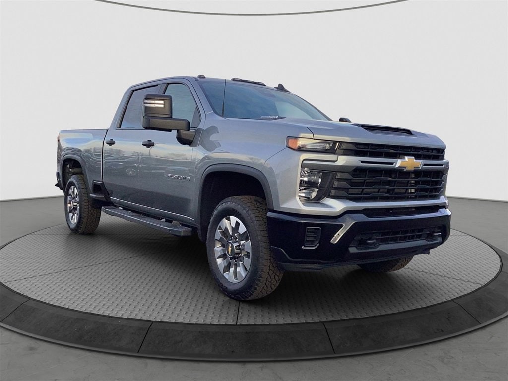 2026 Chevrolet Silverado 2500HD Custom's photo