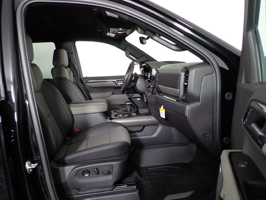 2026 Chevrolet Silverado 1500 ZR2 - Photo 42