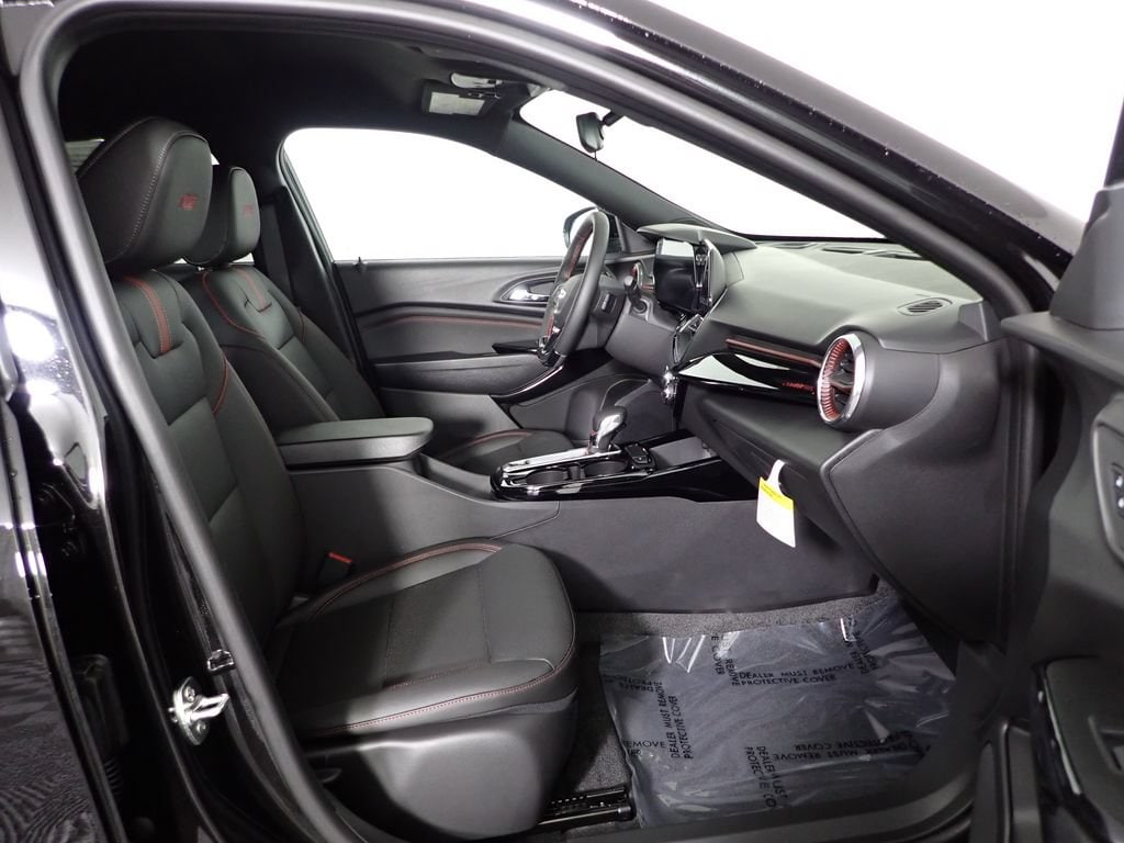 2026 Chevrolet Trax RS - Photo 35