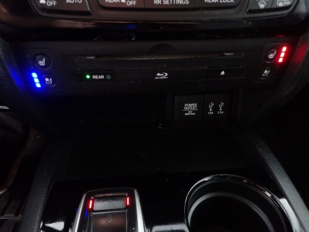 2016 Honda Pilot Elite photo 4